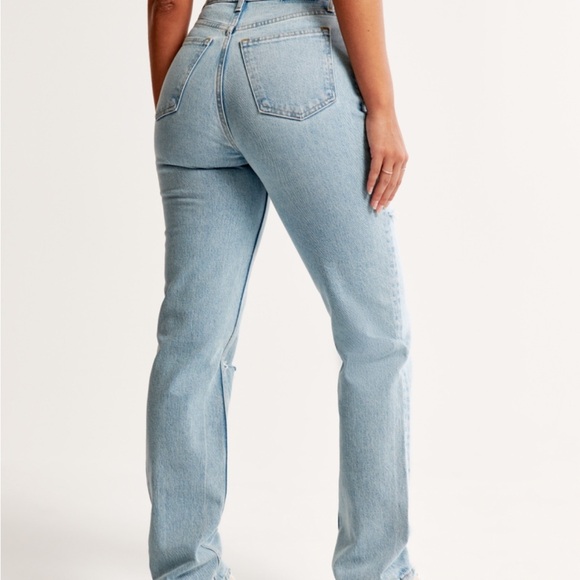 Abercrombie & Fitch The 90’s Straight Ultra High Rise Curve Love 23/000s - Picture 2 of 9